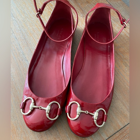 GUCCI Red Patent Leather Ballet Flats - Picture 1 of 14